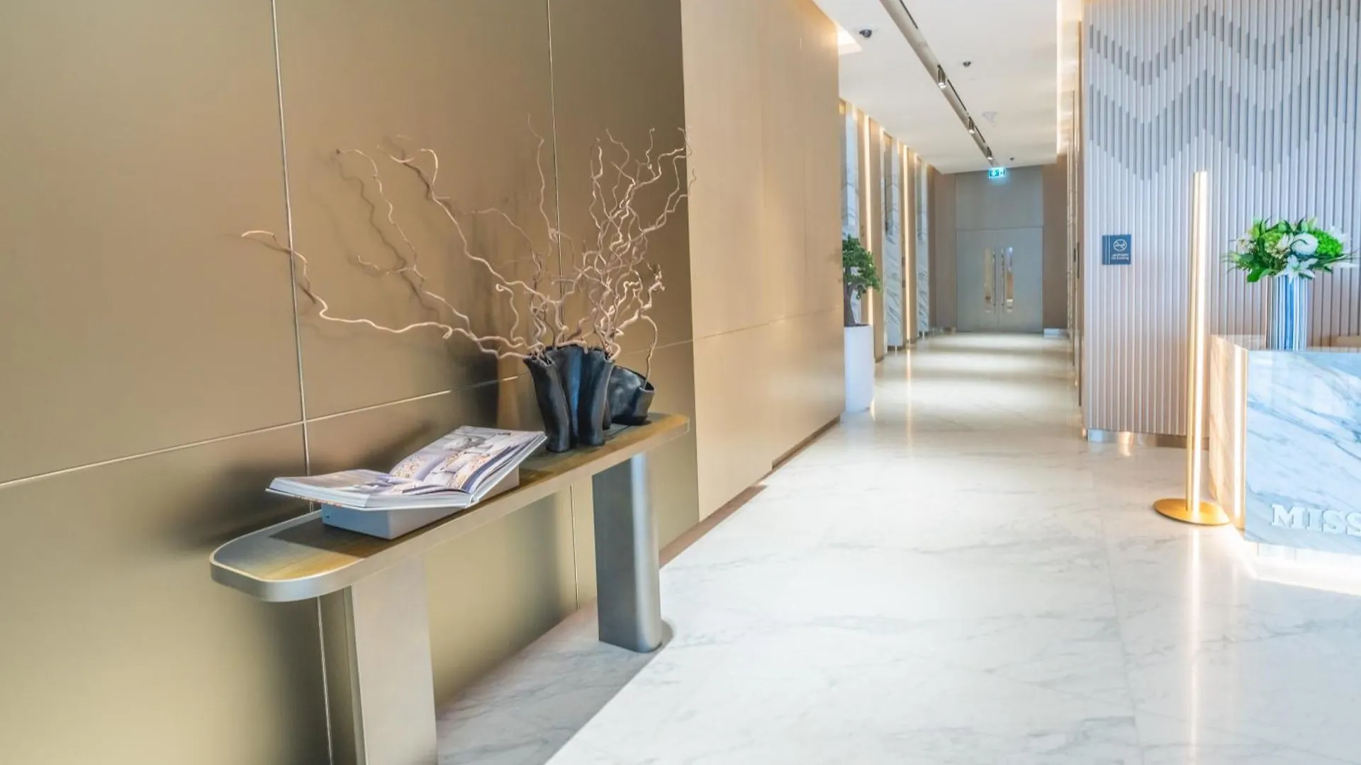 Aven Apartment 1Br-411 Branded By Missoni Dubai